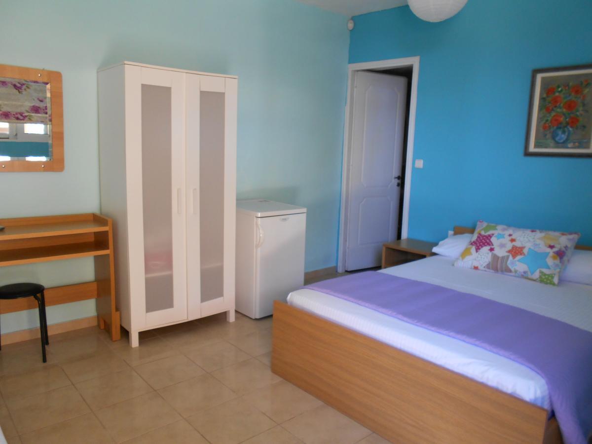 Zephyros Rooms And Apartments Drymon ภายนอก รูปภาพ